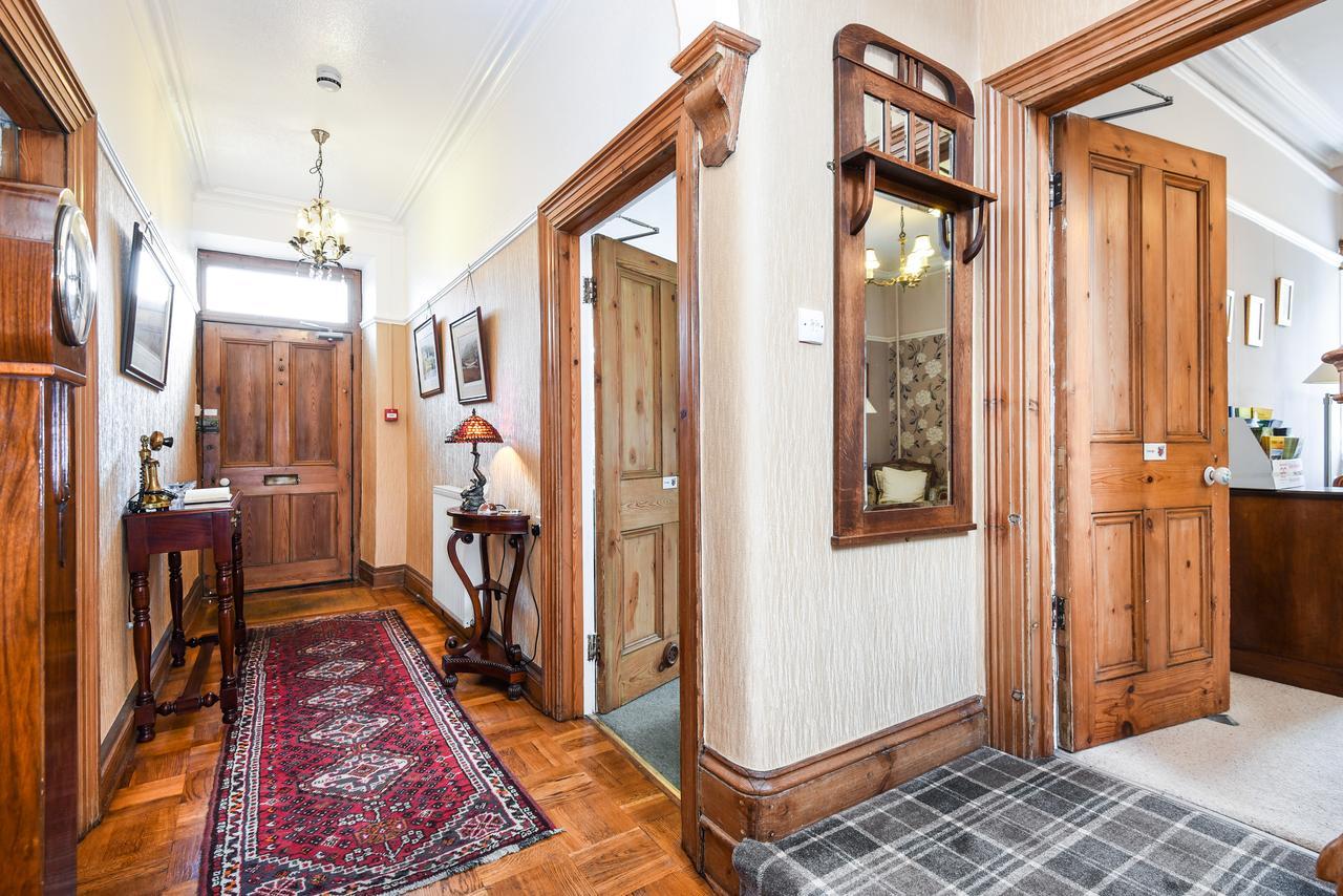 Bank Villa Masham Kültér fotó